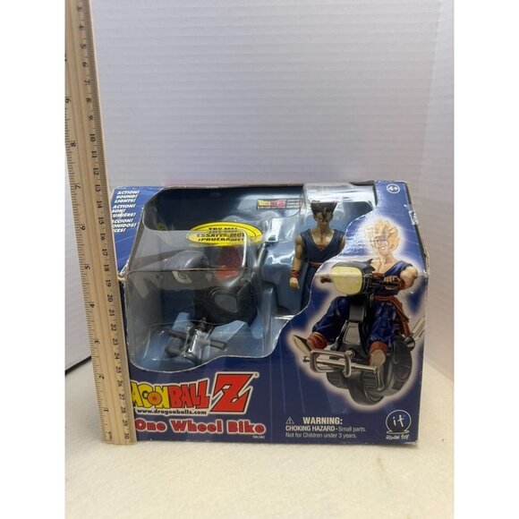 Dragon Ball Z One Wheel Bike Action Figure Set - Picture 2 of 3